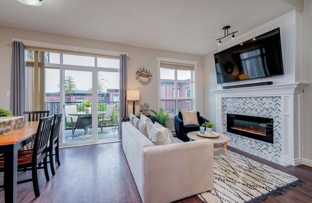 Sooke Harbour Resort Ocean Oasis