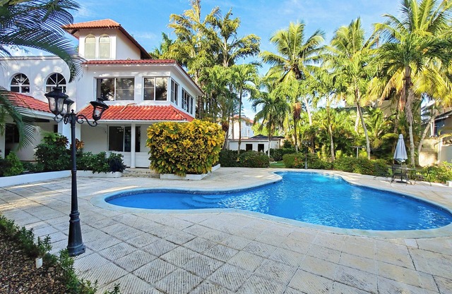 Sosua 7 Bedroom Mansion + Bonus