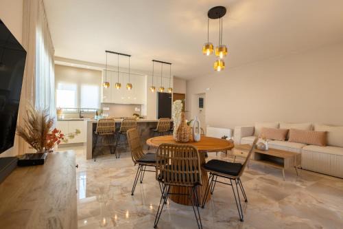 Southern Light Tsoutsouros