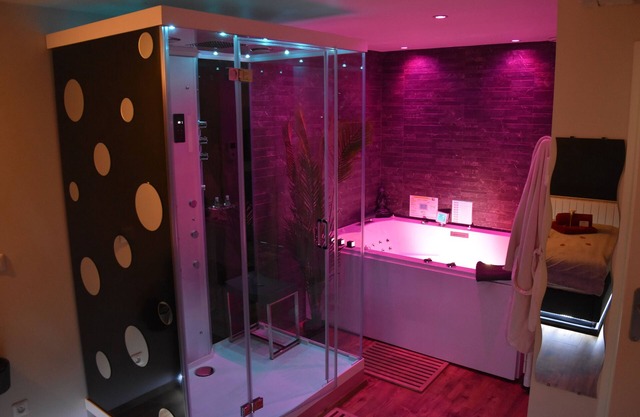 SPA/Love room/Hammam & Bubbles/Nuits-Chartraines