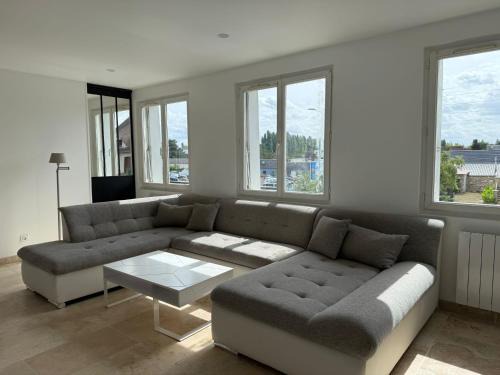 Spacieux T3 Neuf et Lumineux