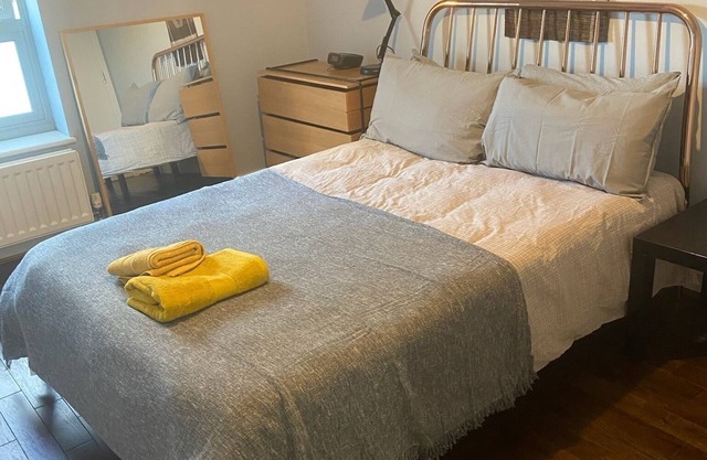 Spacious 1-bed flat in near Portobello Road