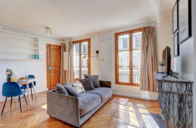 Spacious 1BR next to Places des Vosges - Marais