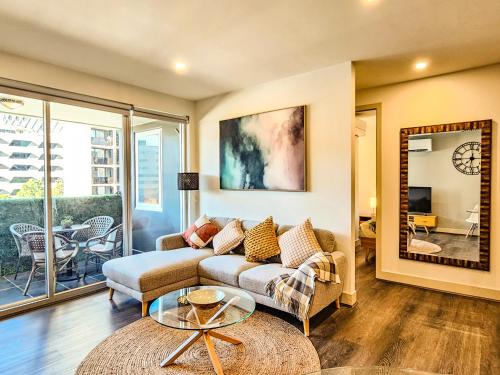 Spacious 2BR Apt with Balcony, Parking & Study Desk!