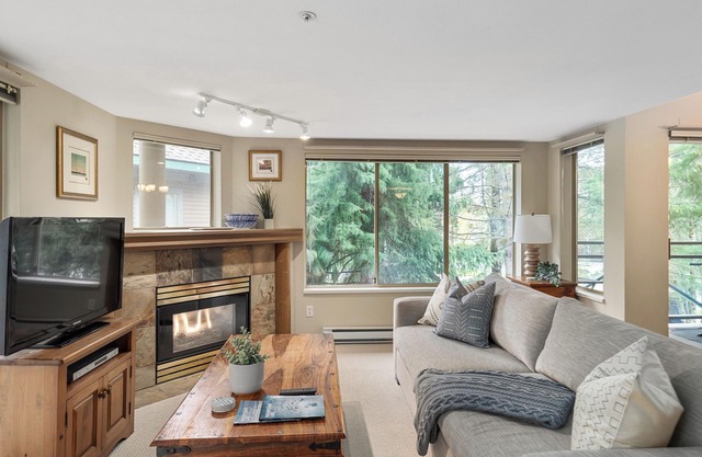 Spacious 2BR | Steps from Village | Shared Hot Tub | Free Parking | Managed by Aloha Whistler