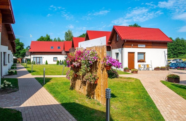 Spacious 3-room apartment, summer pool