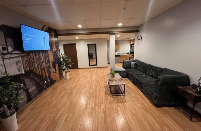 Spacious 3BR/3BA | Downtown Morgantown | Near WVU