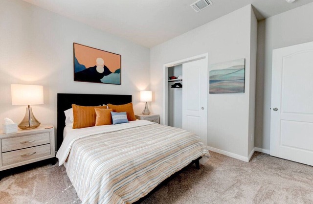 Spacious 4 Bedroom House in Temple