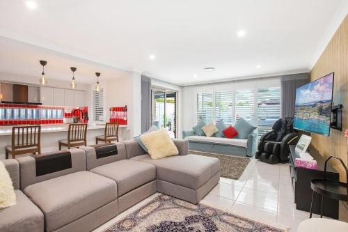 Spacious 5 Bd 3 Bath Accessible Luxury Home with Private Pool