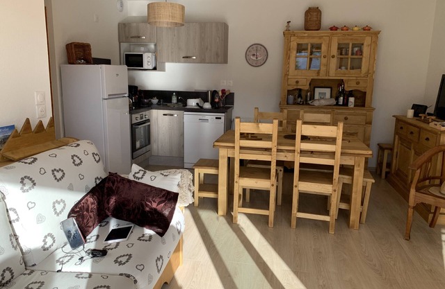 Spacious and cozy apartment near the ski lifts