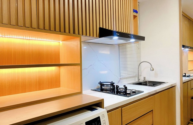 Spacious And Homey 2Br With Work Space At Meikarta Apartment