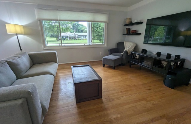 Spacious and Peaceful 3-Bedroom House in Cincinnati