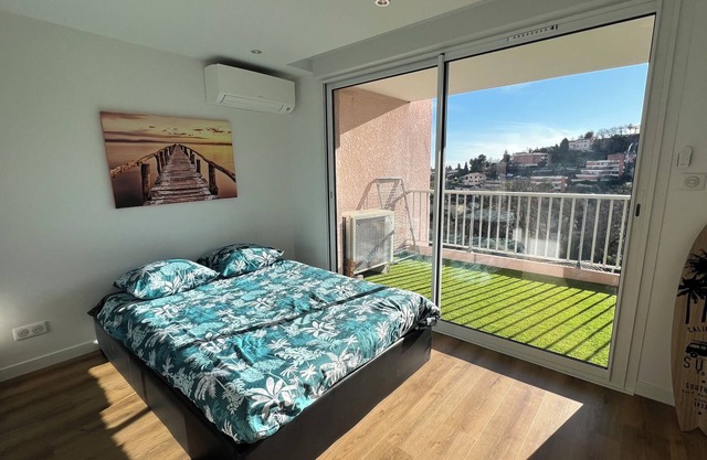 ✨spacious Apartment Refurbished Sea View, Pool&Garage 15 min from the Beaches