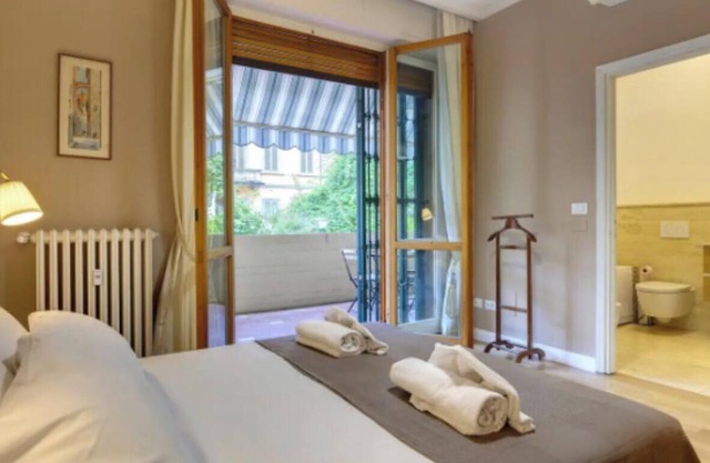 Spacious Apartment with Balcony, Terrace, and Gardenn