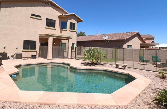 Spacious Beautiful private home w/great pool