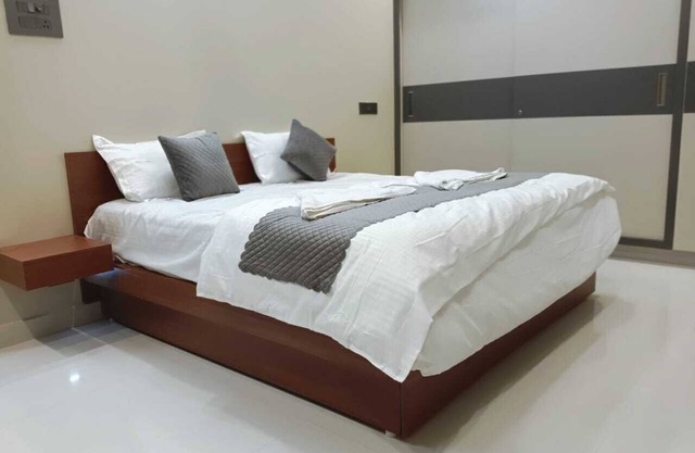 Spacious building in charming Tirupati with AC, WiFi , Hot water and Lift