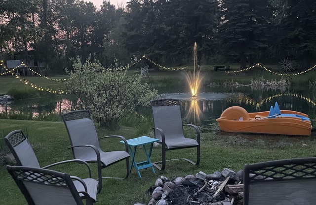 Spacious Chalet with hot tub 5 mins from beach -sleeps 14