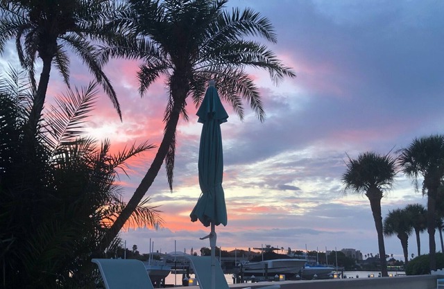 Spacious Condo 5 Minutes To Clearwater Beach!