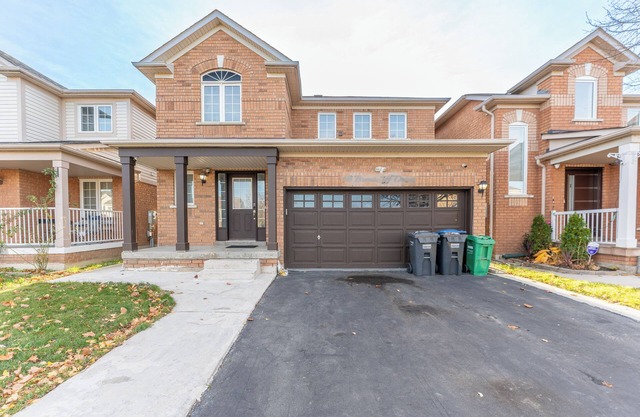 Spacious & Cozy 3BR,2.5WR Family Retreat in Brampton