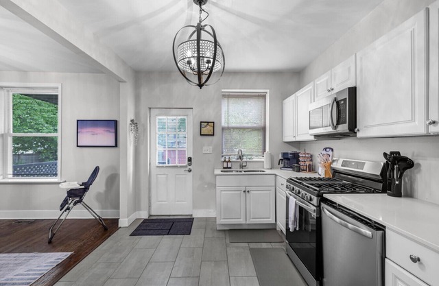 Spacious & Family Friendly Downtown St Louis Home