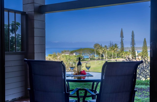 Spacious ground floor, ocean view Kapalua Ridge Villa private condo with AC