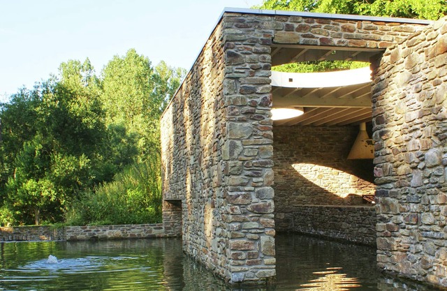 Spacious Holiday Home in Redu with Garden