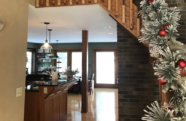 Spacious home, perfect for families! Close to Park Rapids on Fish Hook Lake!