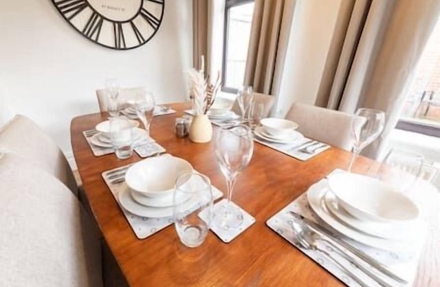 Spacious House - FREE Wi-Fi