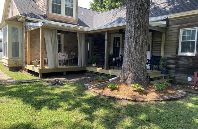 Spacious modernized historic home located in downtown Hillsboro.