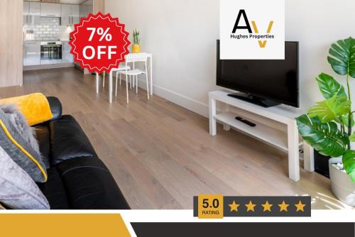 Spacious One-Bedroom Apartment - Free Wi-Fi, Parking, Ideal for Business or leisure Stays By AV Hughes Properties