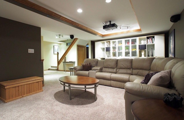 Spacious Property with Relaxing Backyard Living Space. License No: 00113555
