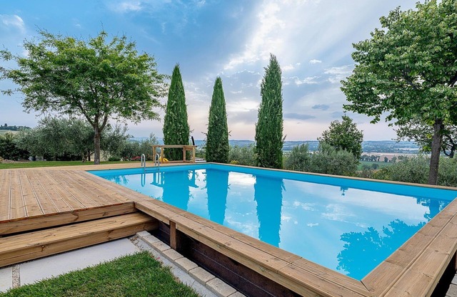 Spacious Stay in Montelupone