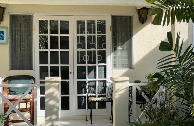 Specials-One Bedroom Sunset Crest, close to beach