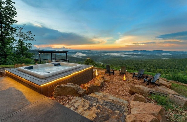 Spectacular Arkansas Grand Canyon With Hot Tub