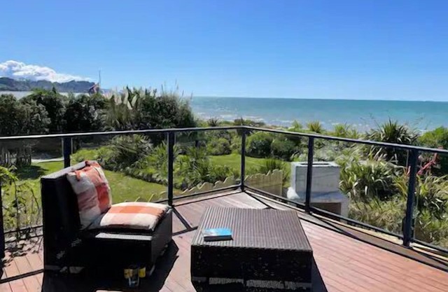 Spectacular Ocean View at Ruby Bay. 3 bedrooms, family friendly.