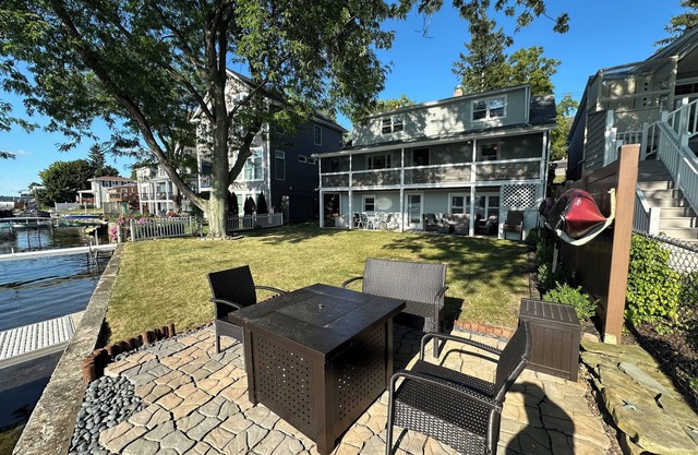 Spencer Lakeside Retreat on Conesus Lake!