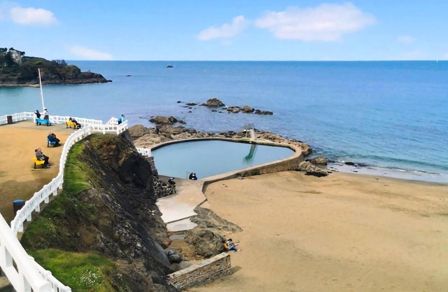 Spend a relaxing time in the beautifully located cottage.