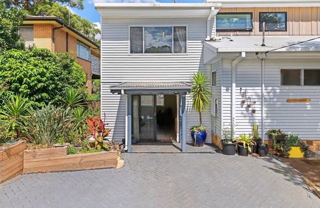 Split level apartment