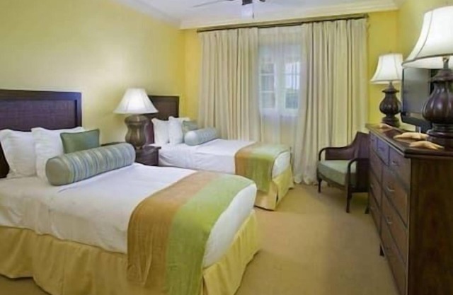 St. Thomas, Ritz, Resort & Spa, Beach, Hot Tub