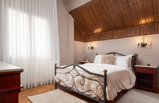 Standard Double Room by Mons Arachova