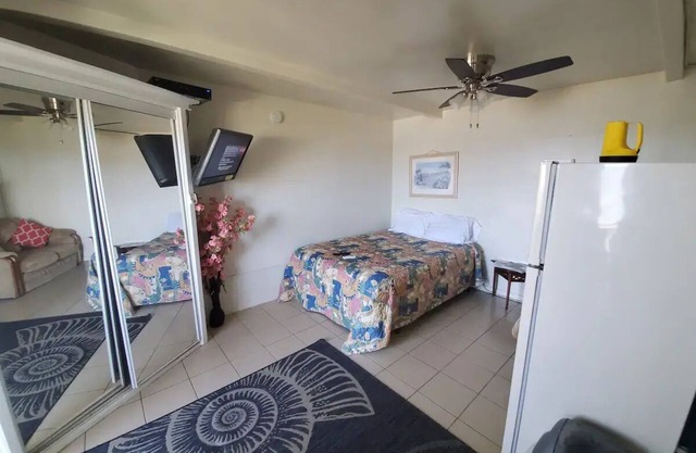 Standard Studio in St. Thomas Sunset Gardensnn