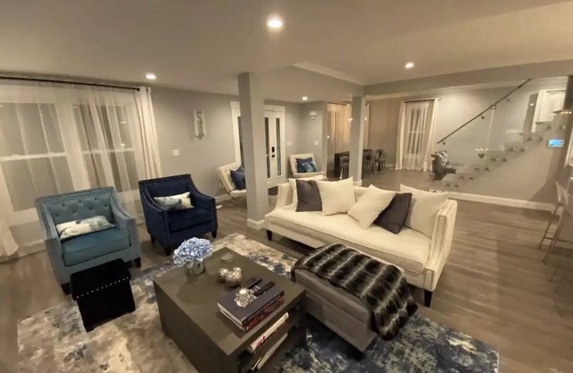 Starlake: A fully remodeled boutique style cottagen