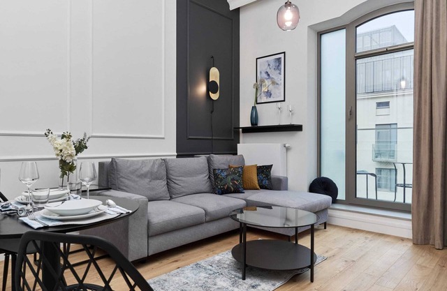 Staromłyńska 2 Wroclaw | Elegant Studio For 4 People | Balcony