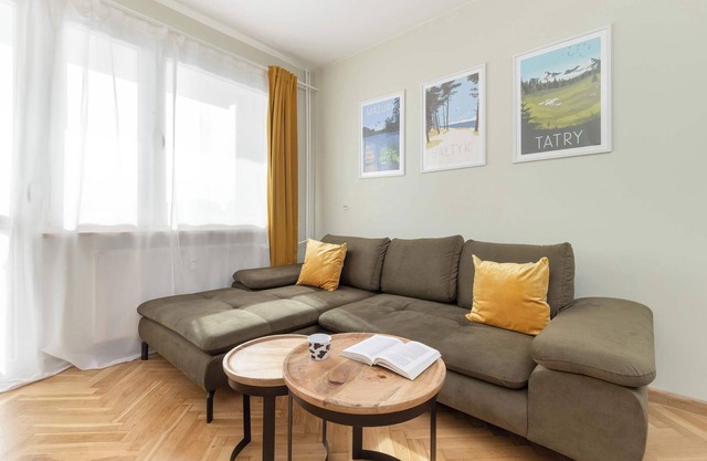 Startowa 25F | Cozy Apartment | Balcony