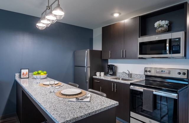 Stay APT Suites Alexandria-Fort Belvoir