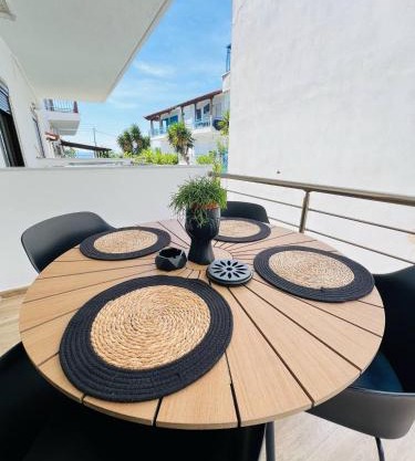 Stella's Petite Studios