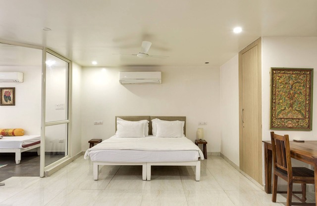 Studio 37 with a beautiful glass-room