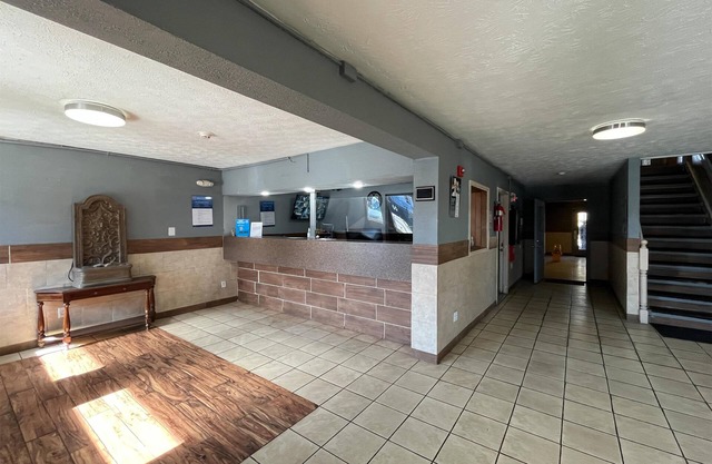 Studio 6 Suites Hurricane, Wv