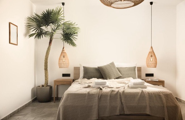 Studio Apartment 5, Unique Location - Sea View