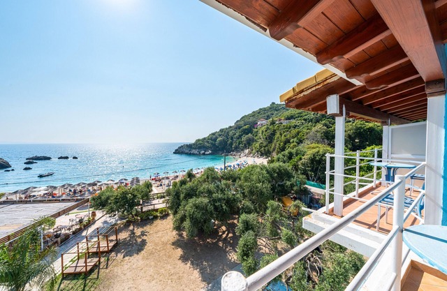 Studio Apartment 'Alex Bar Apartment 10' with Sea View, Wi-Fi and Air Conditioning